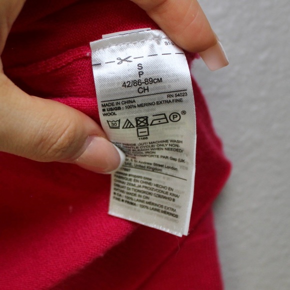 Banana Republic 100% Merino Wool Sweater - Picture 5 of 8